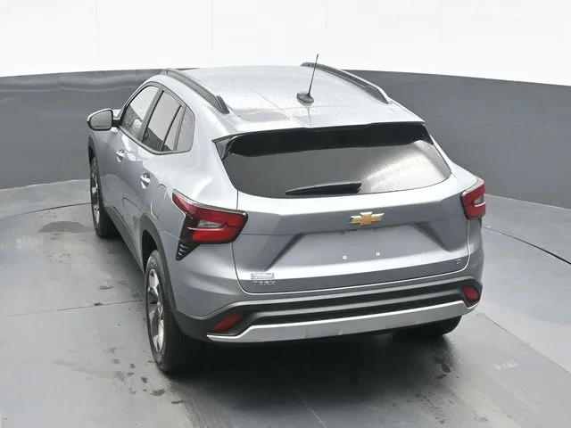 Used 2024 Gray Chevrolet LT image 10