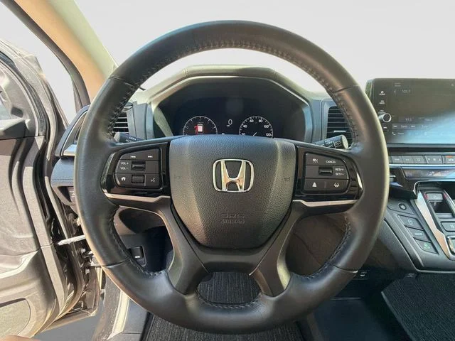 2025 Honda Odyssey EX-L - Photo 32