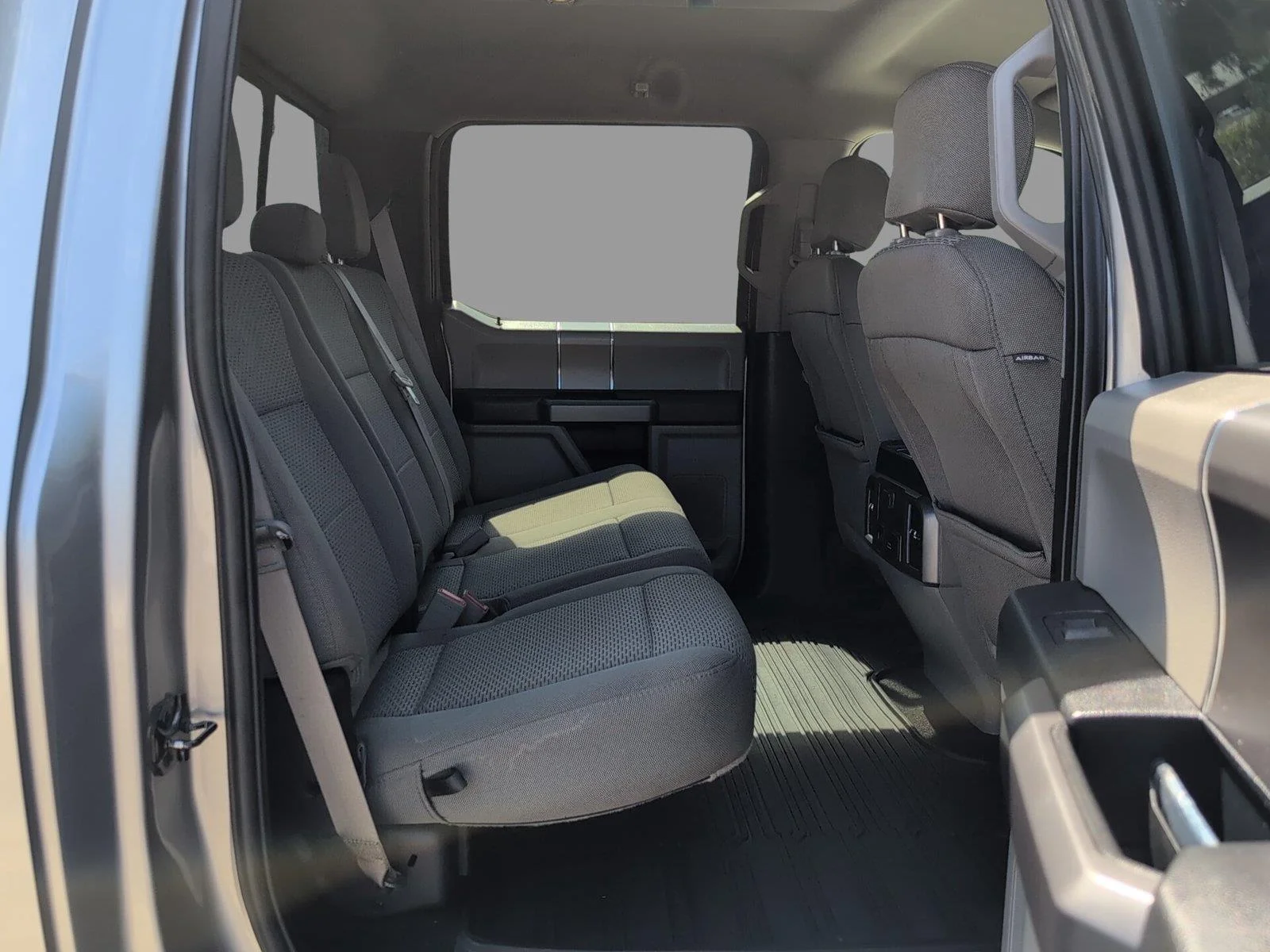 Used 2020 Iconic Silver Ford XLT image 19
