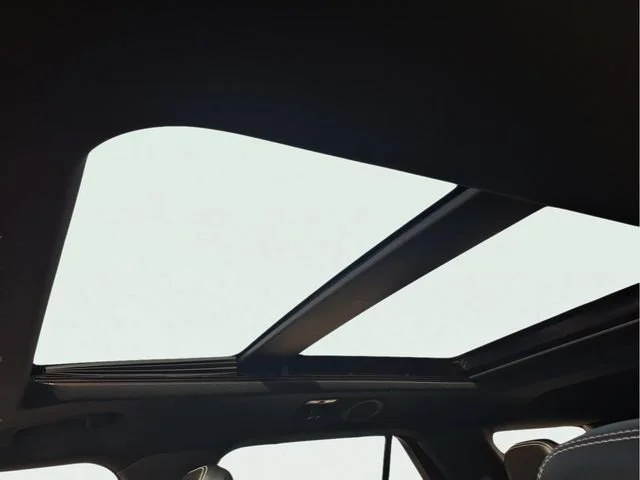 Used 2020  Ford ST image 16