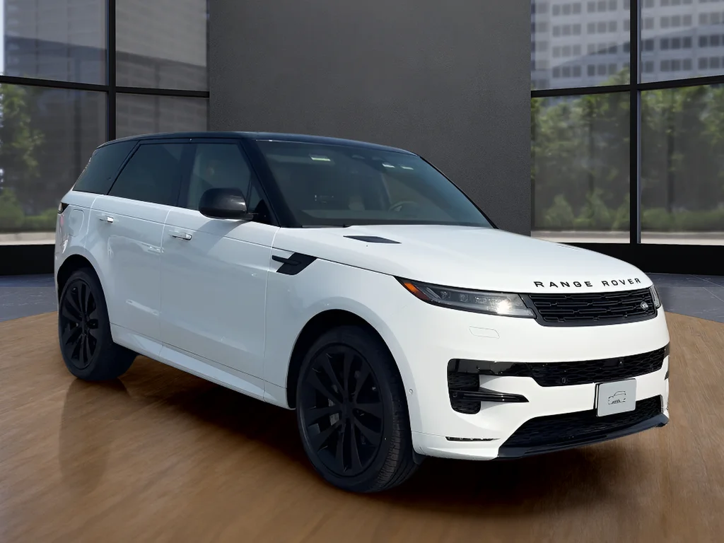 New 2026 White Land Rover Dynamic SE image 3