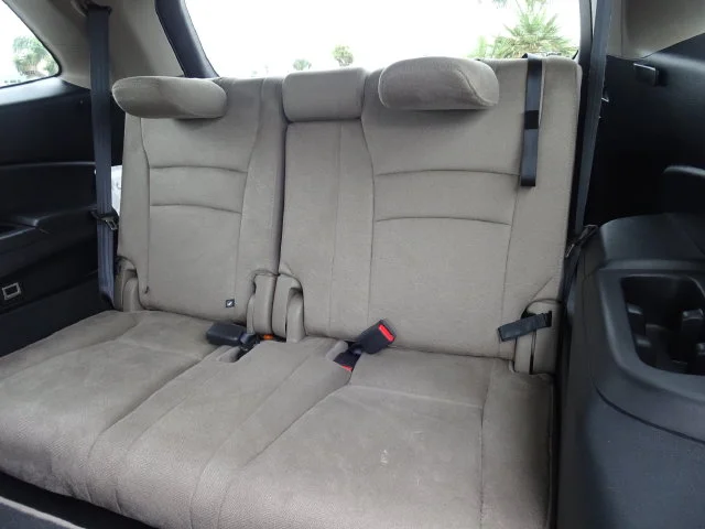 Used 2021 Platinum White Pearl Honda EX image 9