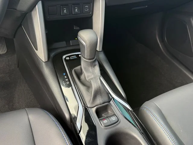 Used 2025  Toyota Hybrid XSE image 18