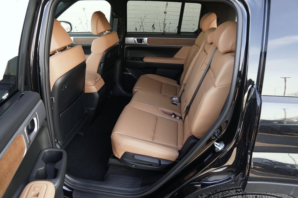 New 2026 Phantom Black Hyundai Limited image 51