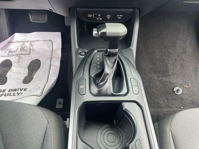 2025 Kia K4 LXS - Photo 26