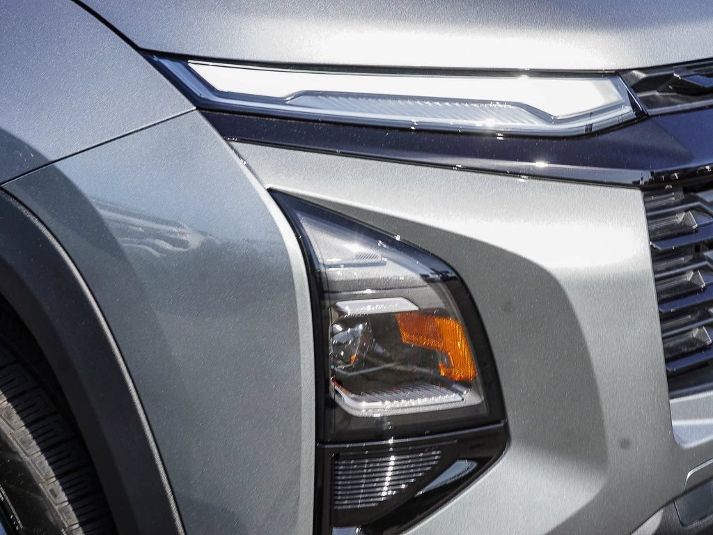 New 2027 Sterling Gray Metallic Chevrolet LT image 10