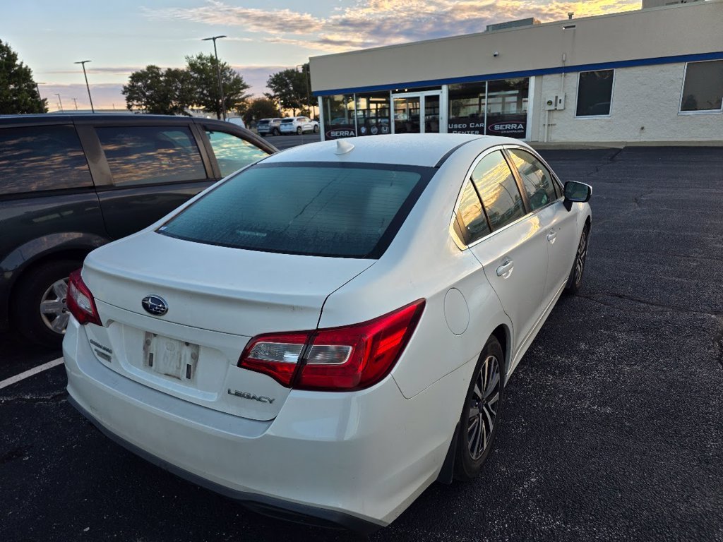 Used 2019 Crystal White Pearl Subaru 2.5i image 4