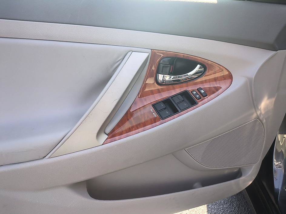 Used 2010 Magnetic Gray Metallic Toyota XLE image 11