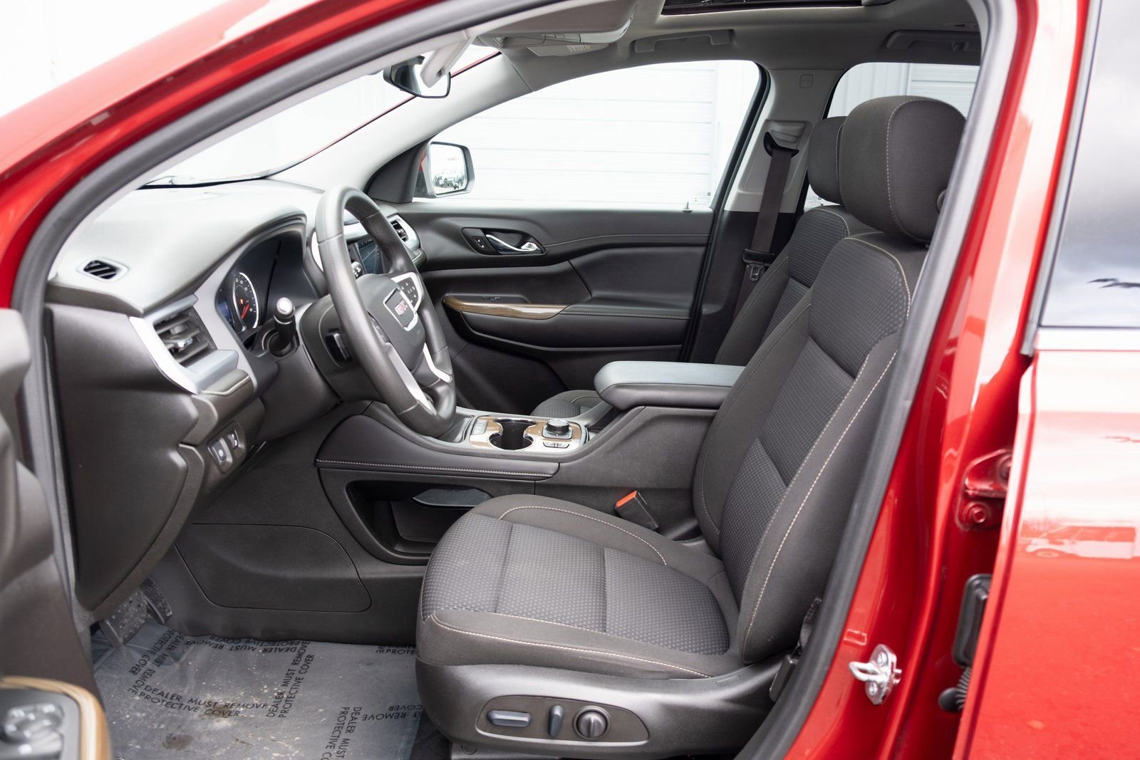 2022 GMC Acadia SLE - Photo 11