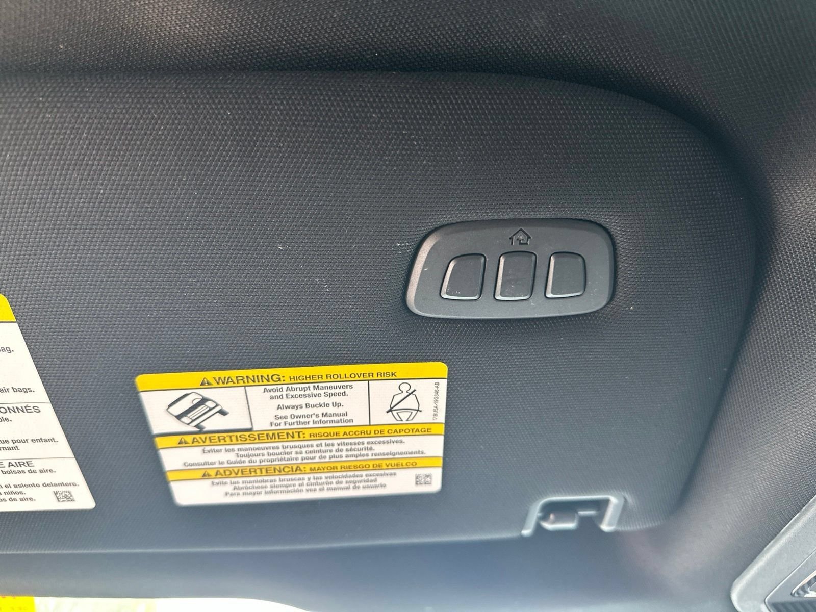 Used 2025 Silver Metallic Ford Lariat image 27