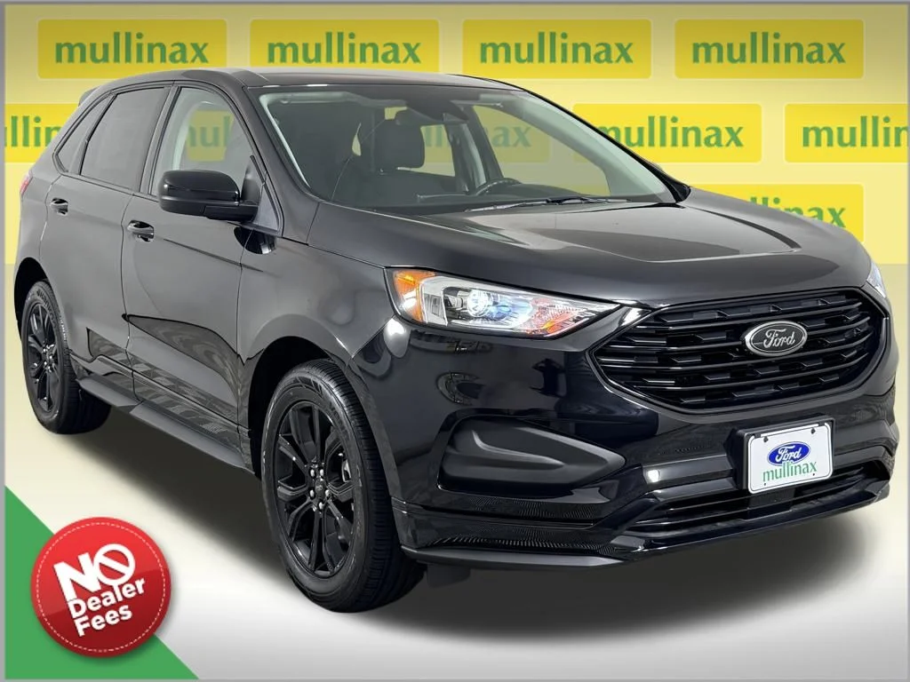 New 2024 Black Ford SE image 1