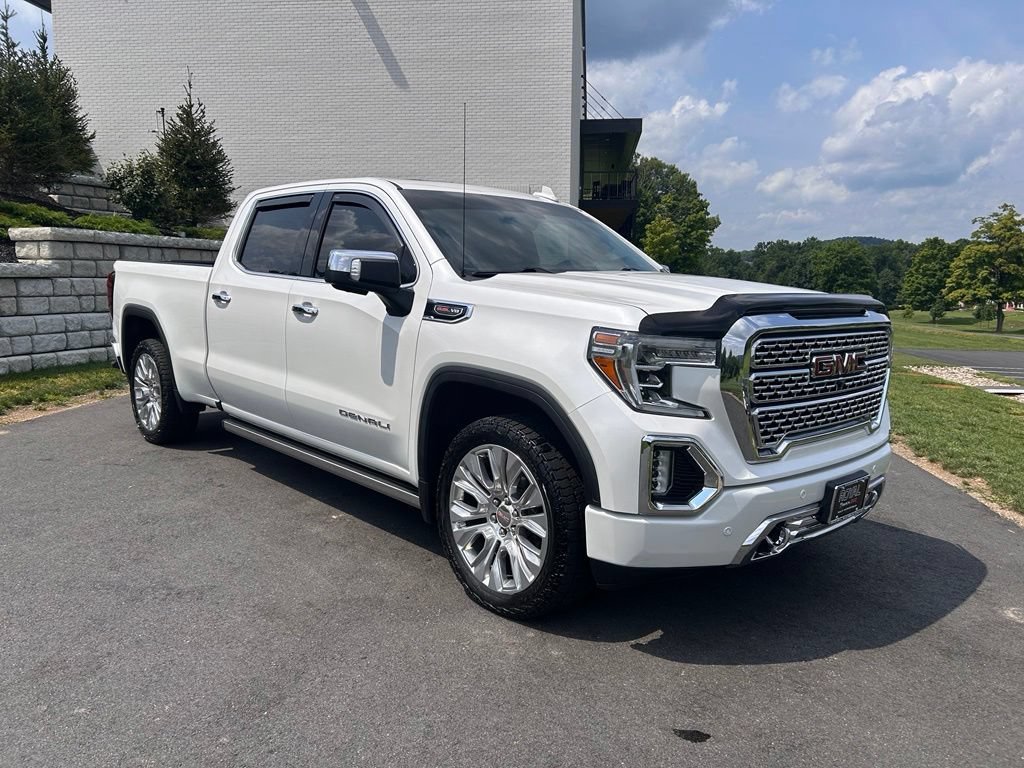 Used 2020 WHITE FROST TRICOAT GMC Denali image 1