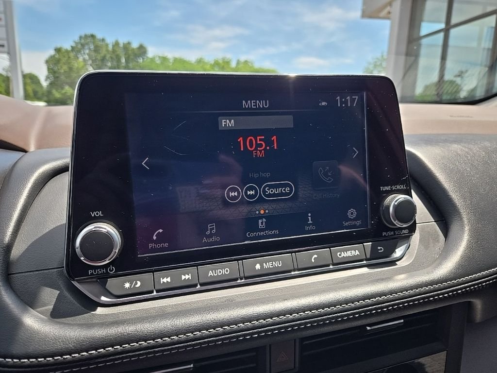 Used 2023 Silver Nissan SV image 48