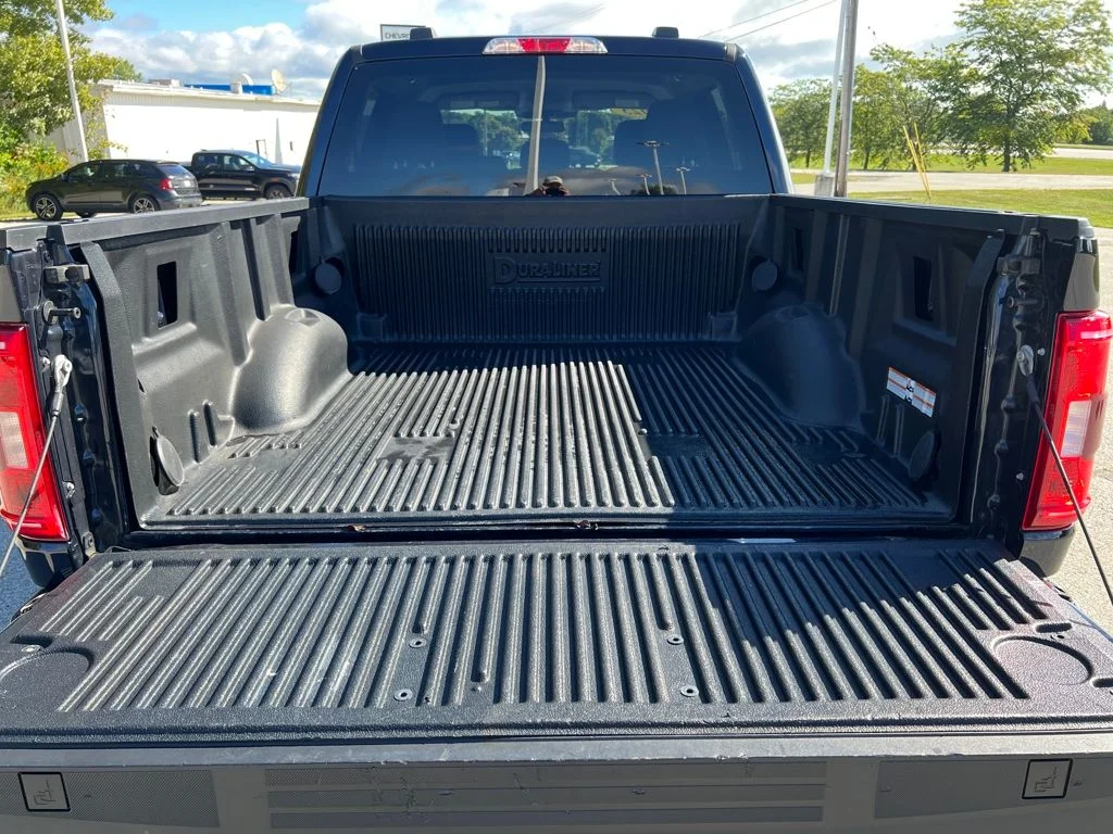Used 2023 Blue Ford XLT image 28