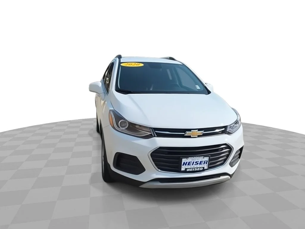 Used 2020 White Chevrolet LT image 3
