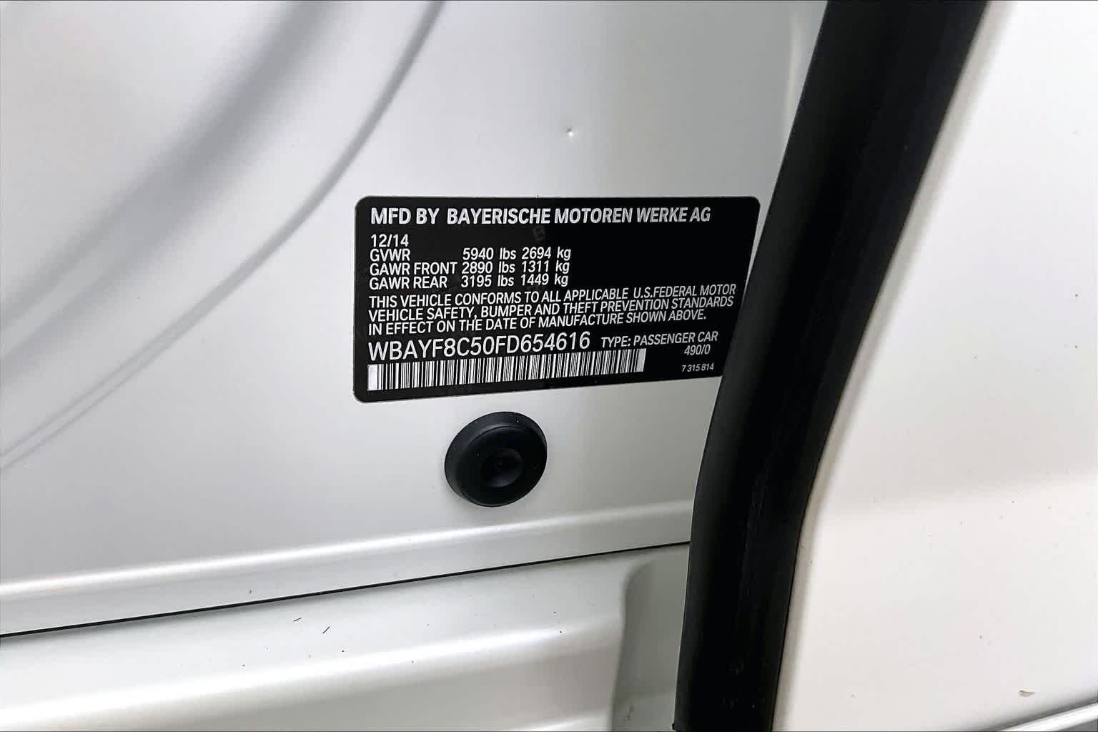 Used 2015  BMW 750Li xDrive image 35