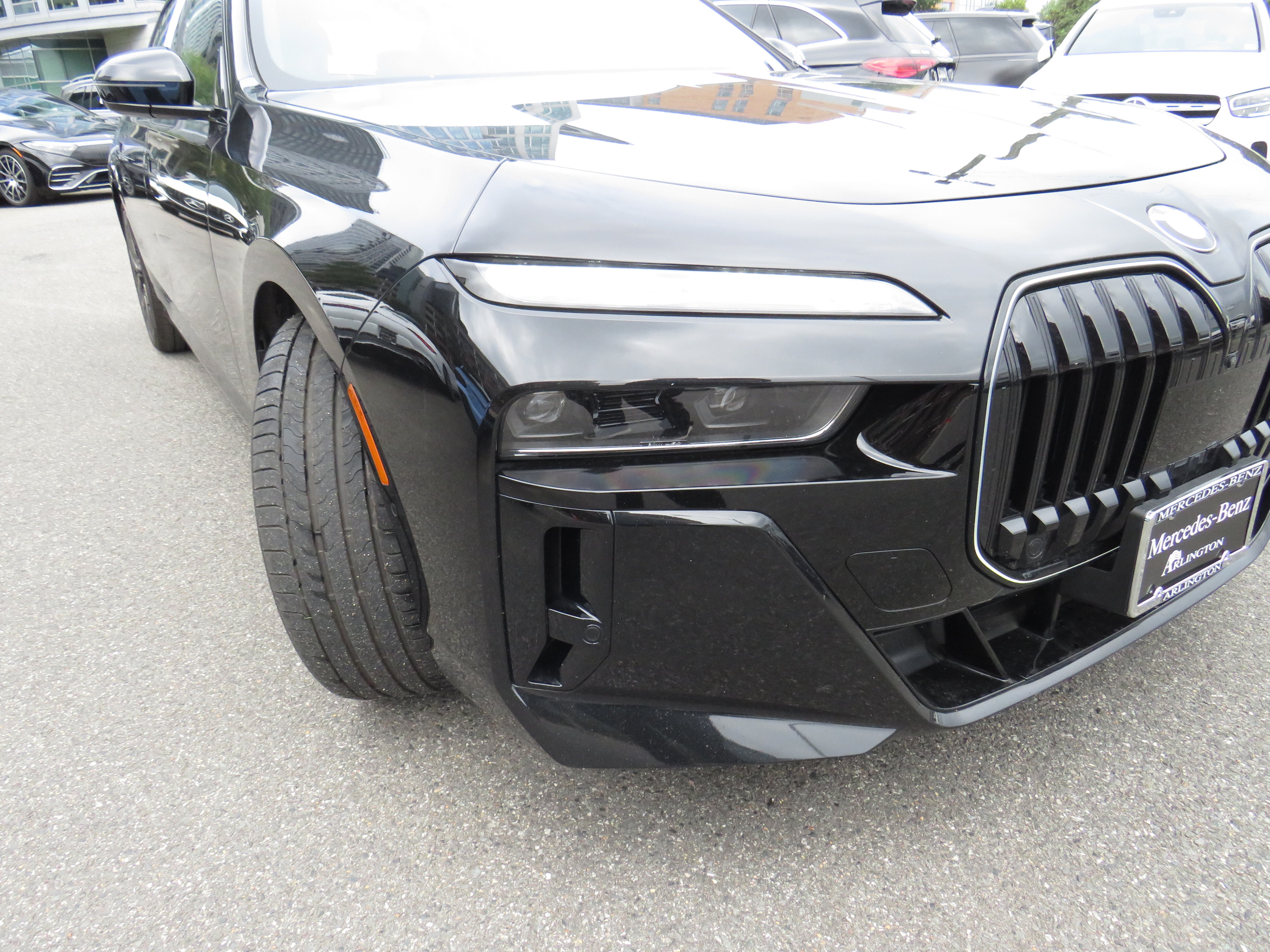 Used 2024 Black Sapphire Metallic BMW 760i xDrive image 26