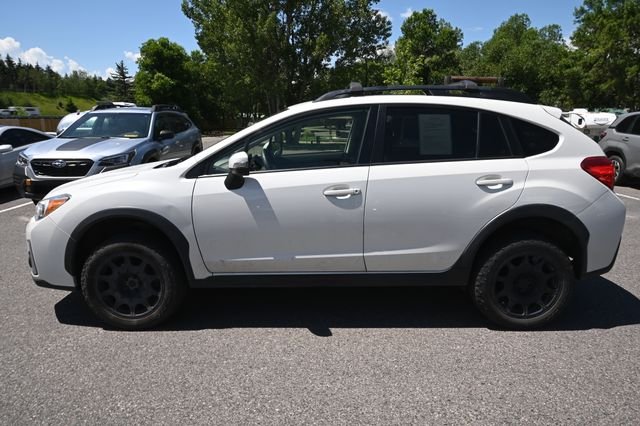 Used 2017 White Subaru 2.0i Limited image 2