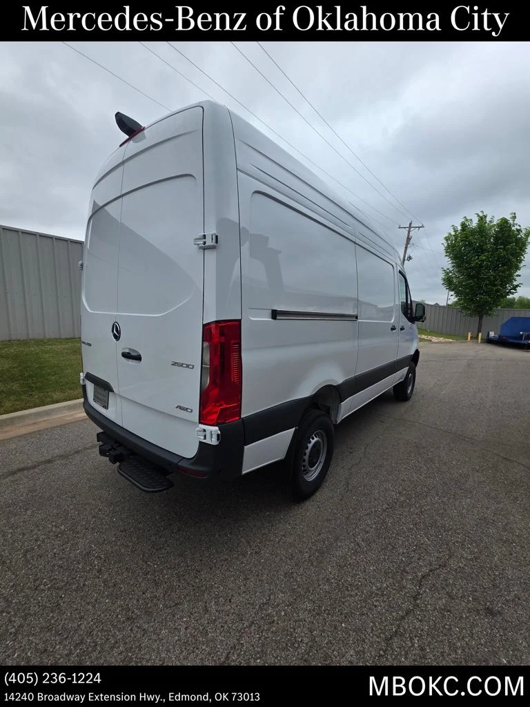 2025 Mercedes-Benz Sprinter Cargo Van Base - Photo 2