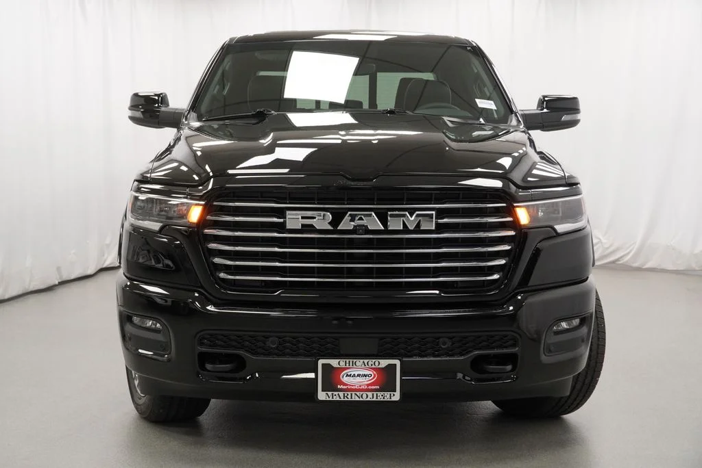 New 2027 Diamond Black Crystal Pearl-Coat Exterior Paint RAM Laramie image 7