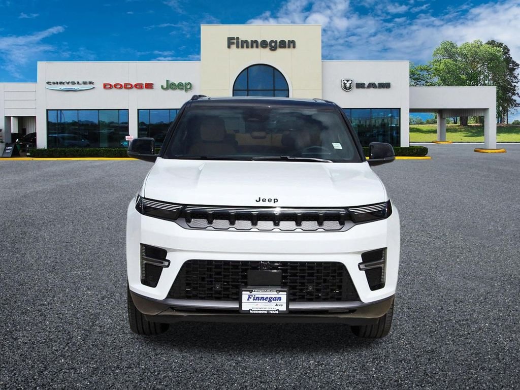 New 2026 Bright White Clear-Coat Exterior Paint Jeep Summit Reserve image 2