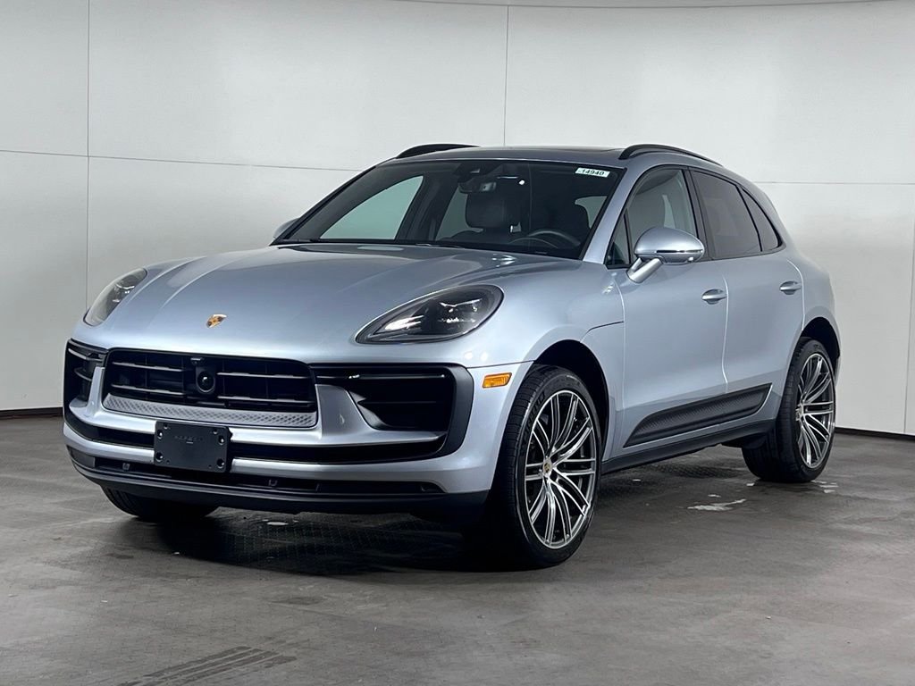 2026 Porsche Macan's photo