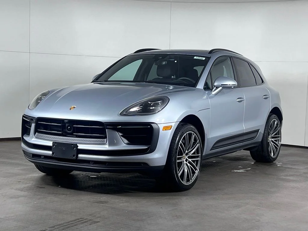2026 Porsche Macan's photo