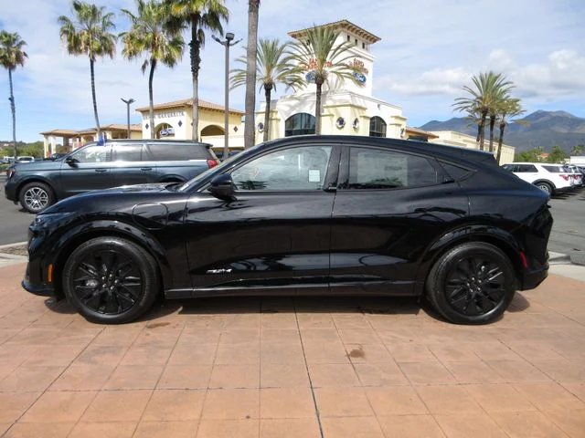 2026 Ford Mustang-Mach-e Premium's photo