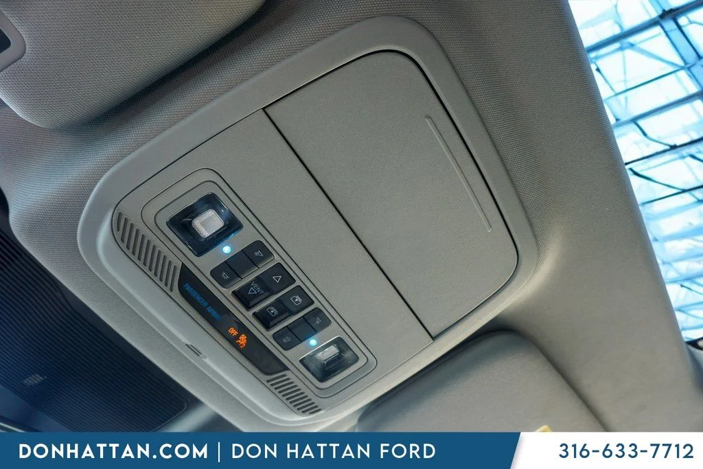 2022 Ford Explorer XLT - Photo 14