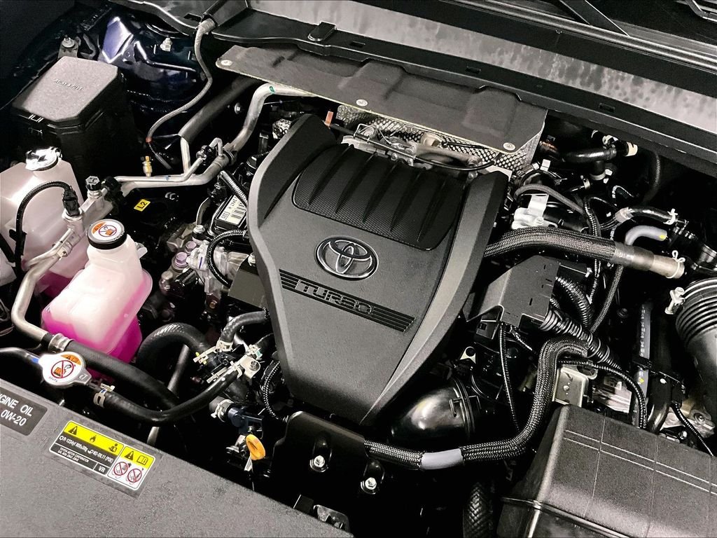 Certified Used 2026  Toyota MAX Platinum image 35