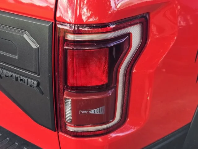 Used 2018 Red Ford Raptor image 9