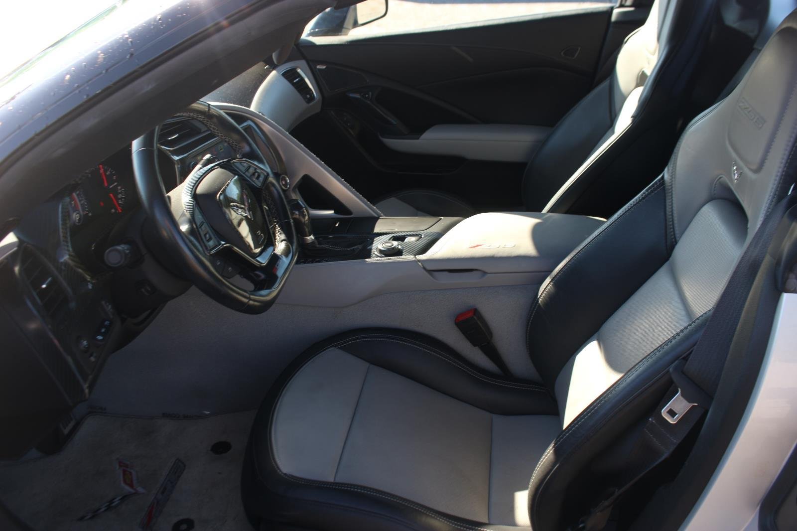 Used 2019 BLADE SILVER METALLIC Chevrolet Z06 2LZ image 16