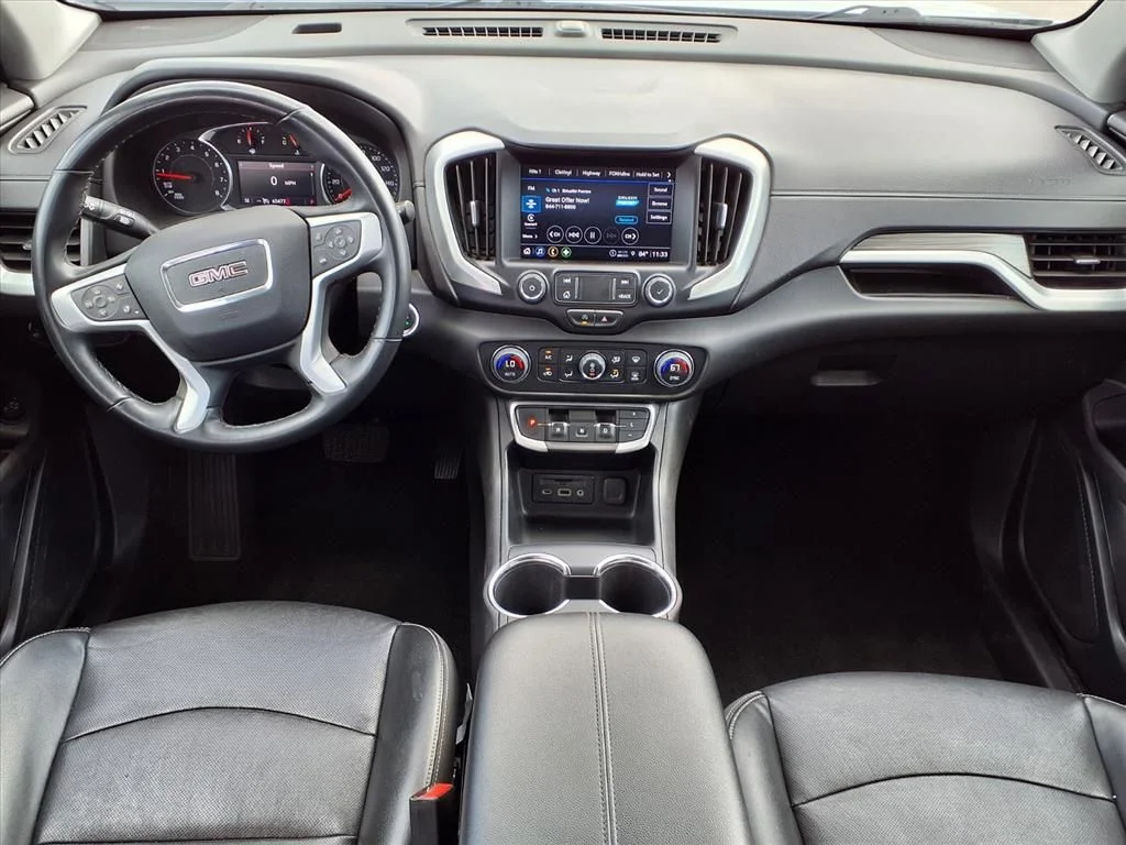 Used 2023 White GMC SLT image 4