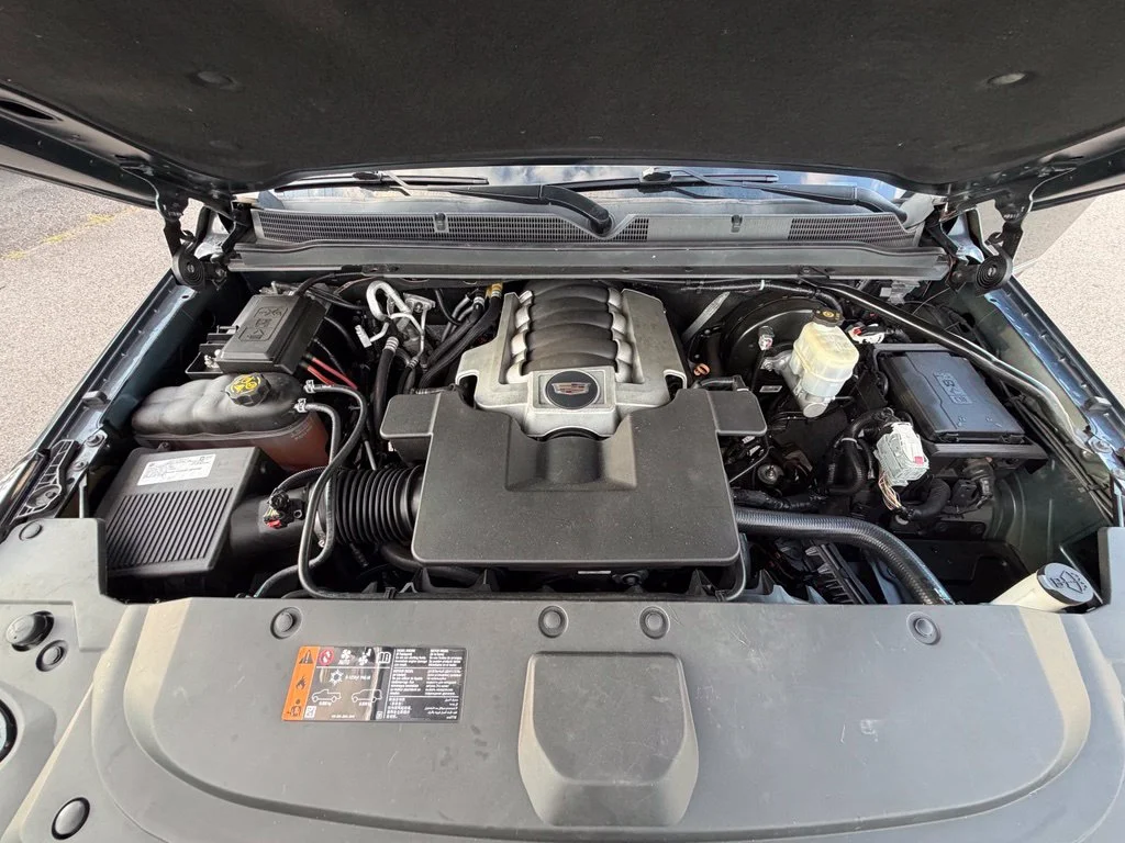 Used 2020 Gray Cadillac Platinum Edition image 34