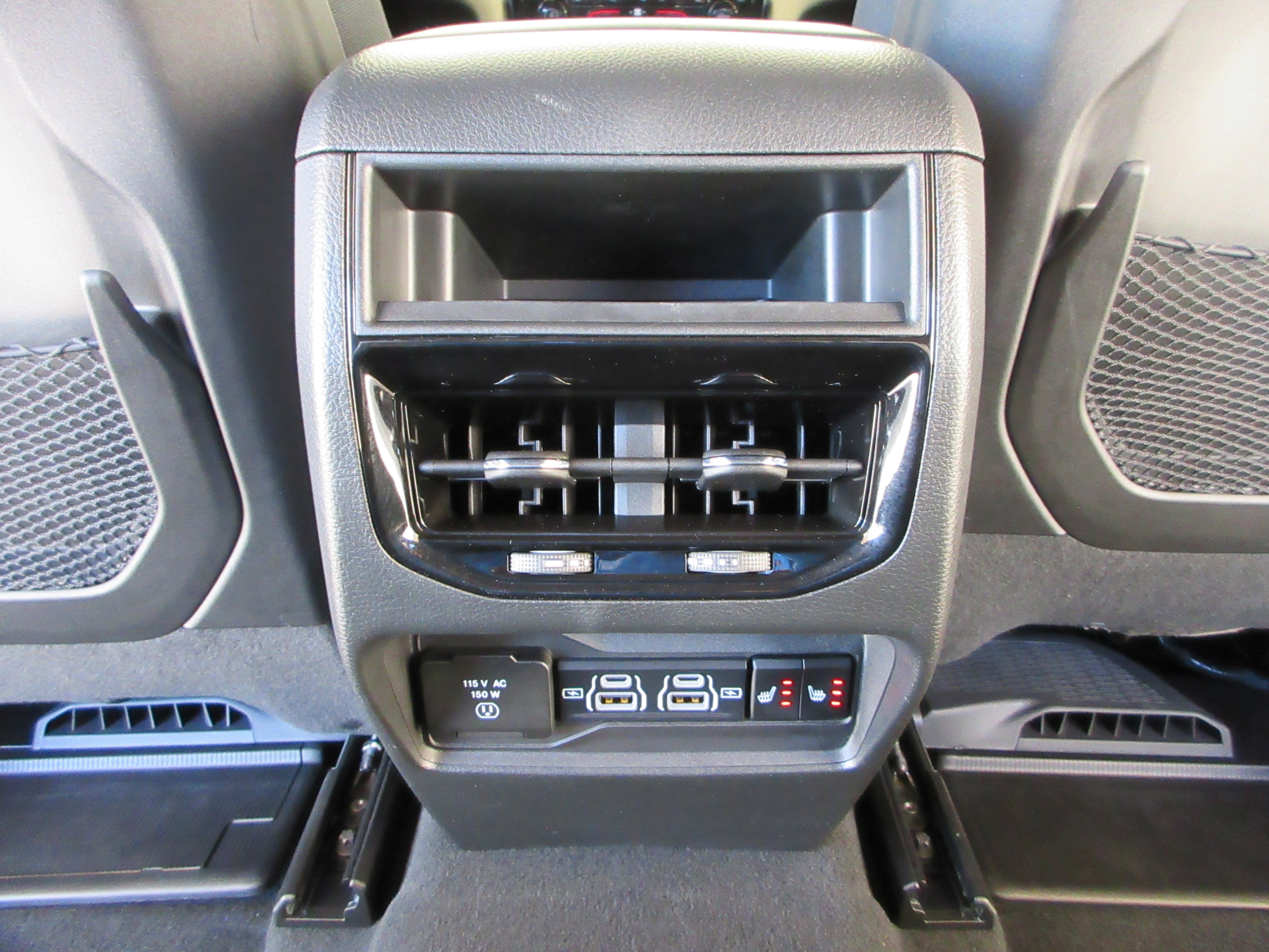 Used 2024 Velvet Red Pearlcoat Jeep Limited image 22