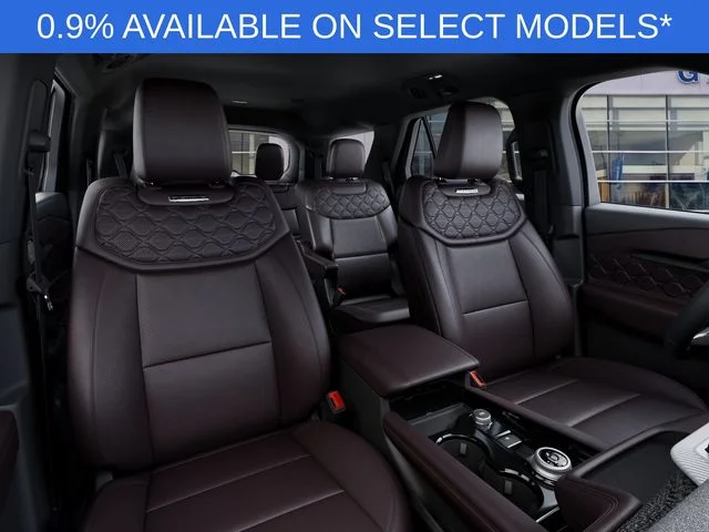 New 2027 Agate Black Metallic Ford Platinum™ image 10