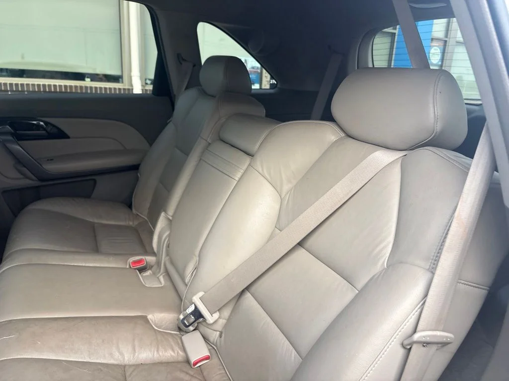 Used 2008 Silver Acura Technology SH-AWD image 36