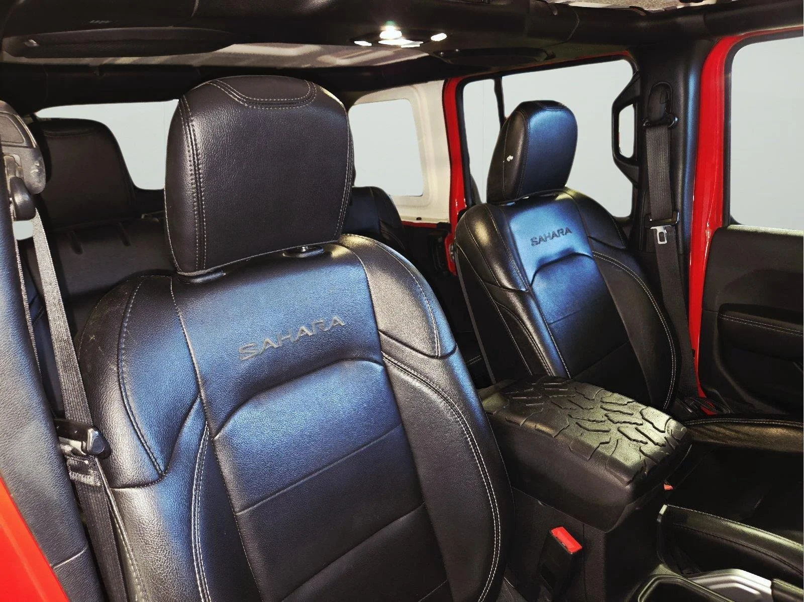 Used 2020 Firecracker Red Clearcoat Jeep Sahara image 49