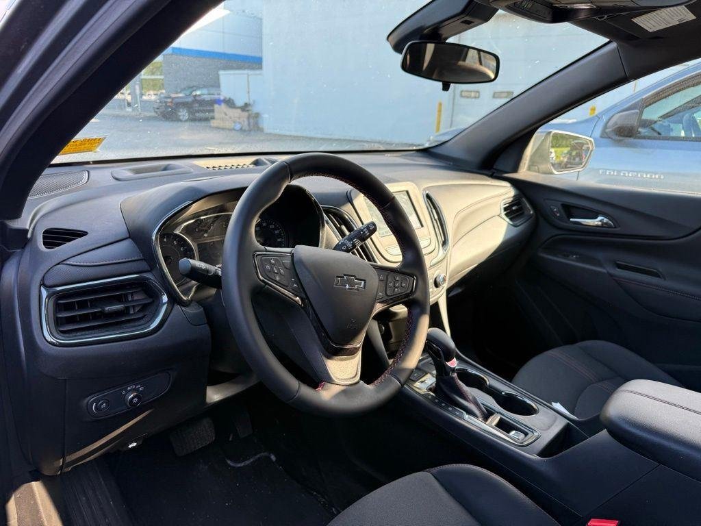 Used 2023 Sterling Gray Metallic Chevrolet RS image 4