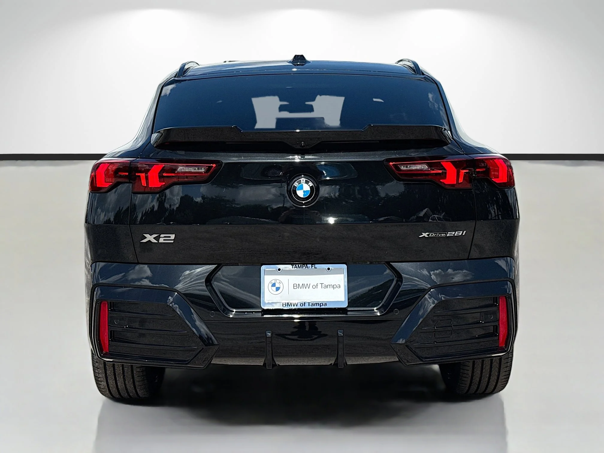 New 2026 Black Sapphire Metallic BMW xDrive28i image 4