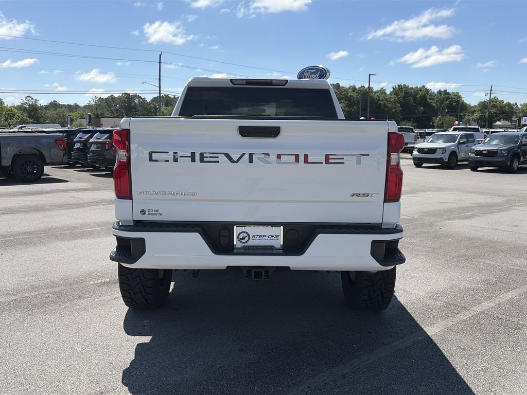 Used 2023 White Chevrolet RST image 6