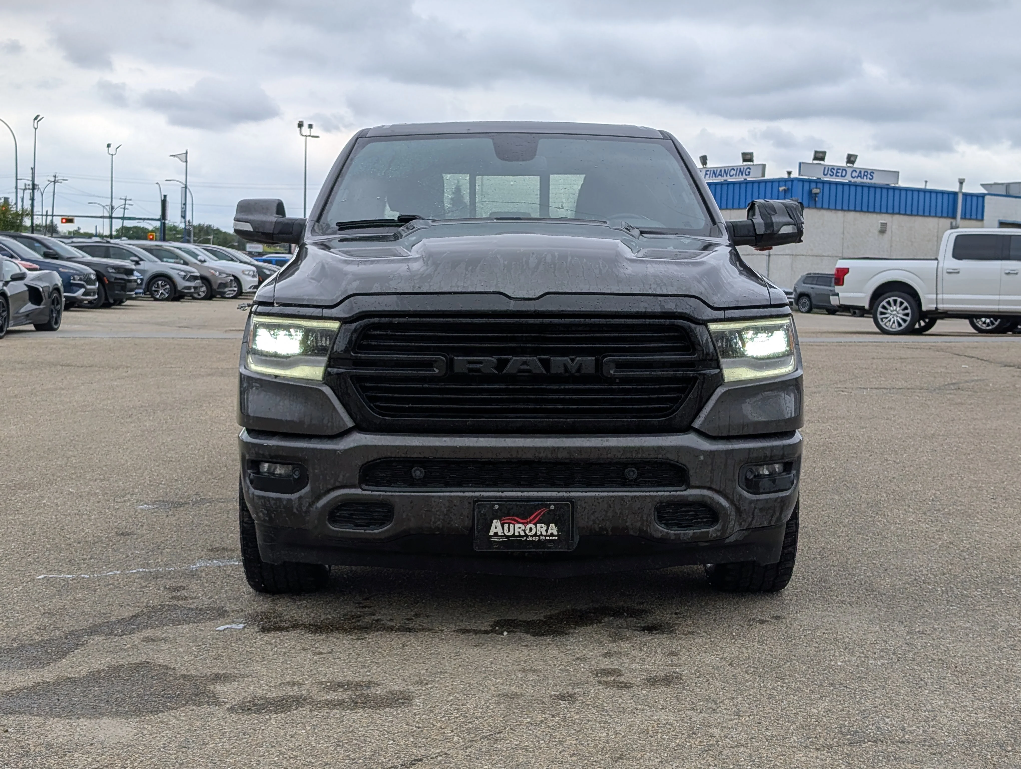 Used 2020 Granite Crystal Metallic Ram Sport image 16