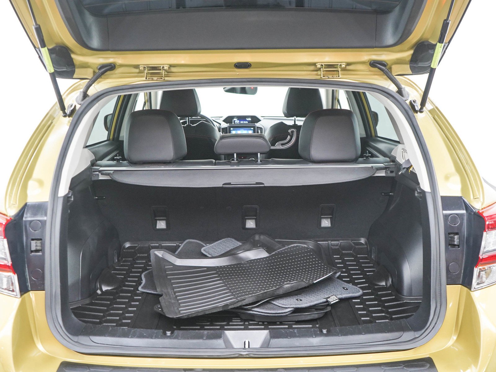 Used 2021 Plasma Yellow Pearl Subaru Limited image 16