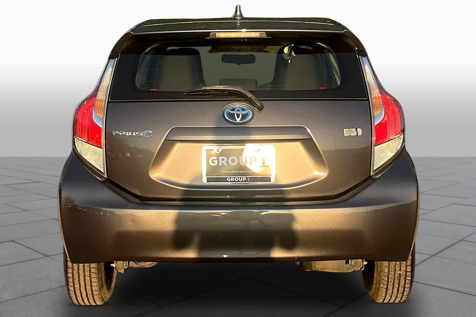 Used 2016 Magnetic Gray Metallic Toyota One image 3