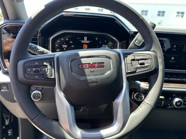New 2026 Onyx Black GMC Elevation image 20