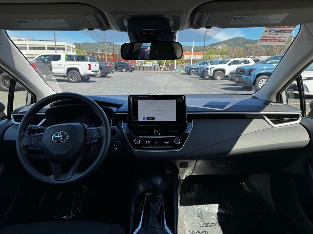 2026 Toyota Corolla LE - Photo 7