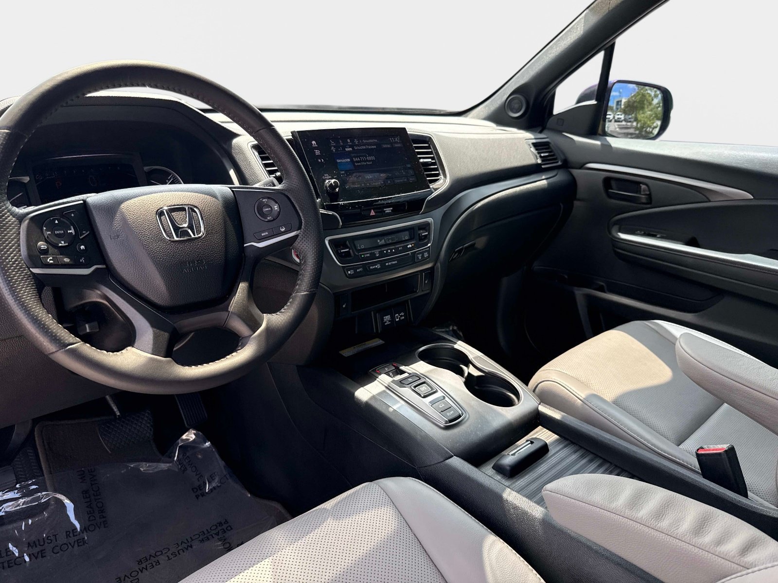 Used 2023 Lunar Silver Metallic Honda EX-L image 15