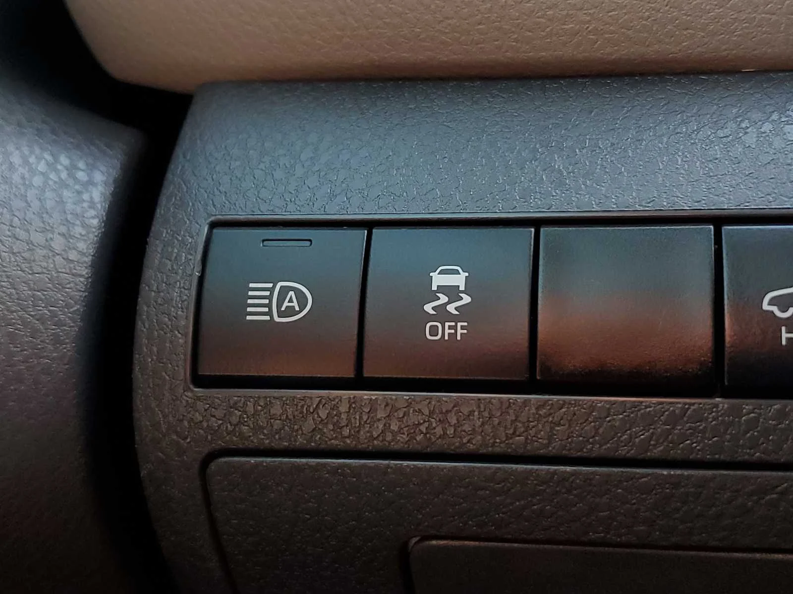 Used 2022 Celestial Silver Metallic Toyota SE image 30