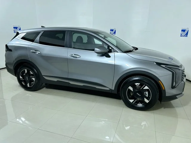 New 2026 STEEL GREY Kia LX image 7