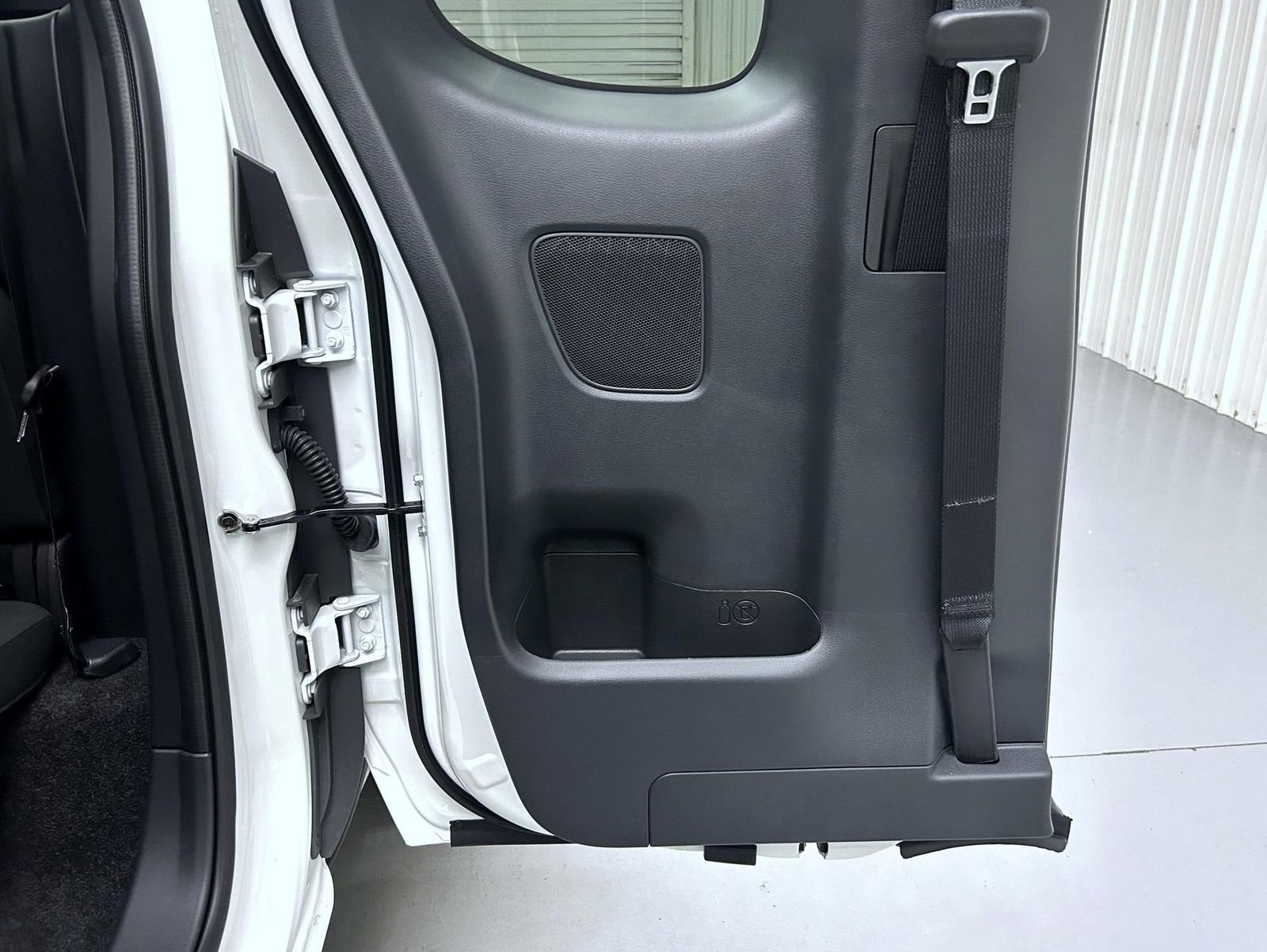 New 2026 Glacier White Nissan S image 20